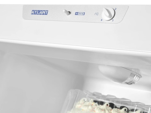 5. Холодильник Атлант ХМ4307-000